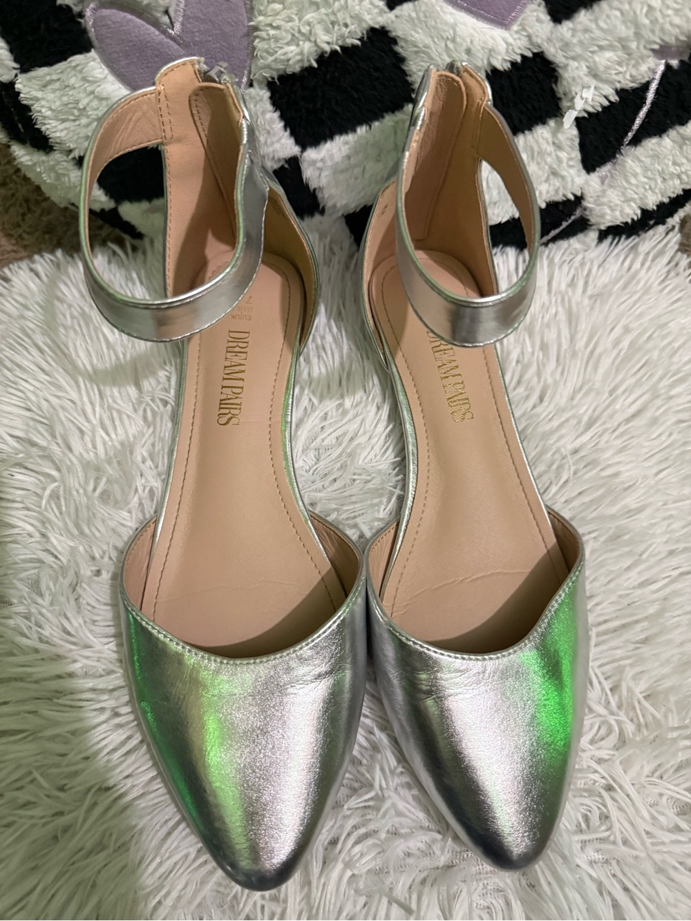 Dream Pairs Women’s Silver Metallic Pointed-Toe Ankle Strap Flats